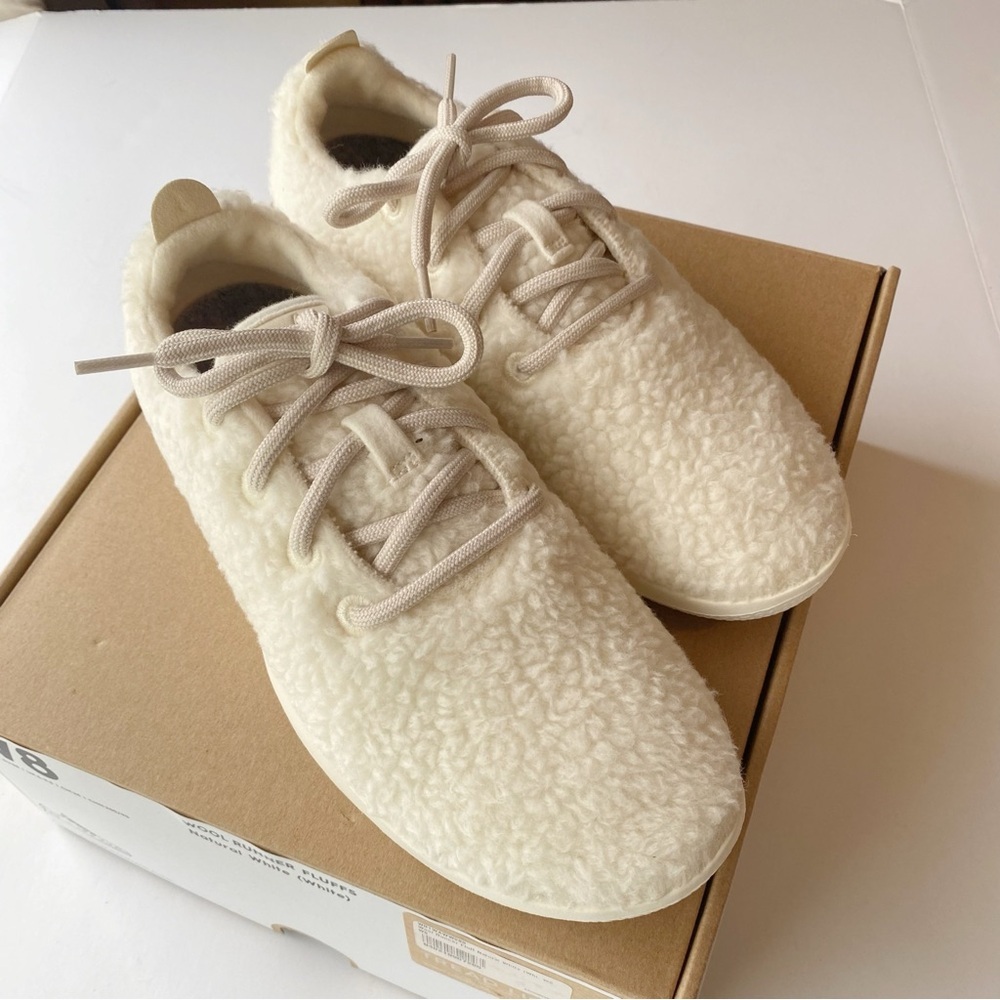 Allbirds Women's Cream Wool Runners Fluff - Natural White Size 8 with box